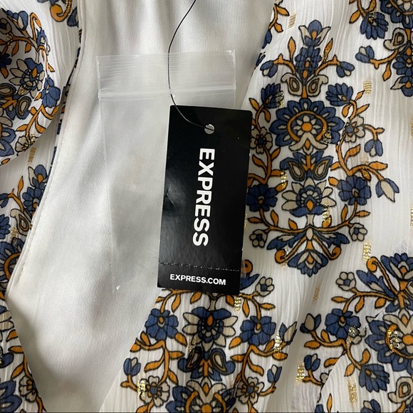 EXPRESS NWT PAISLEY PUFF SLEEVE FIT AND FLARE DRESS WHITE GOLD BLUE XS - Picture 6 of 9